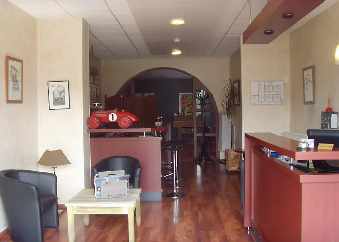 Hotell De Rennes Le Mans