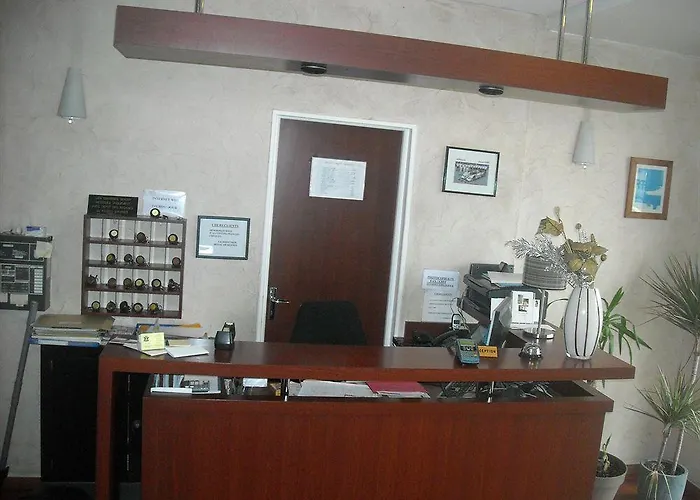 Hotel De Rennes Le Mans